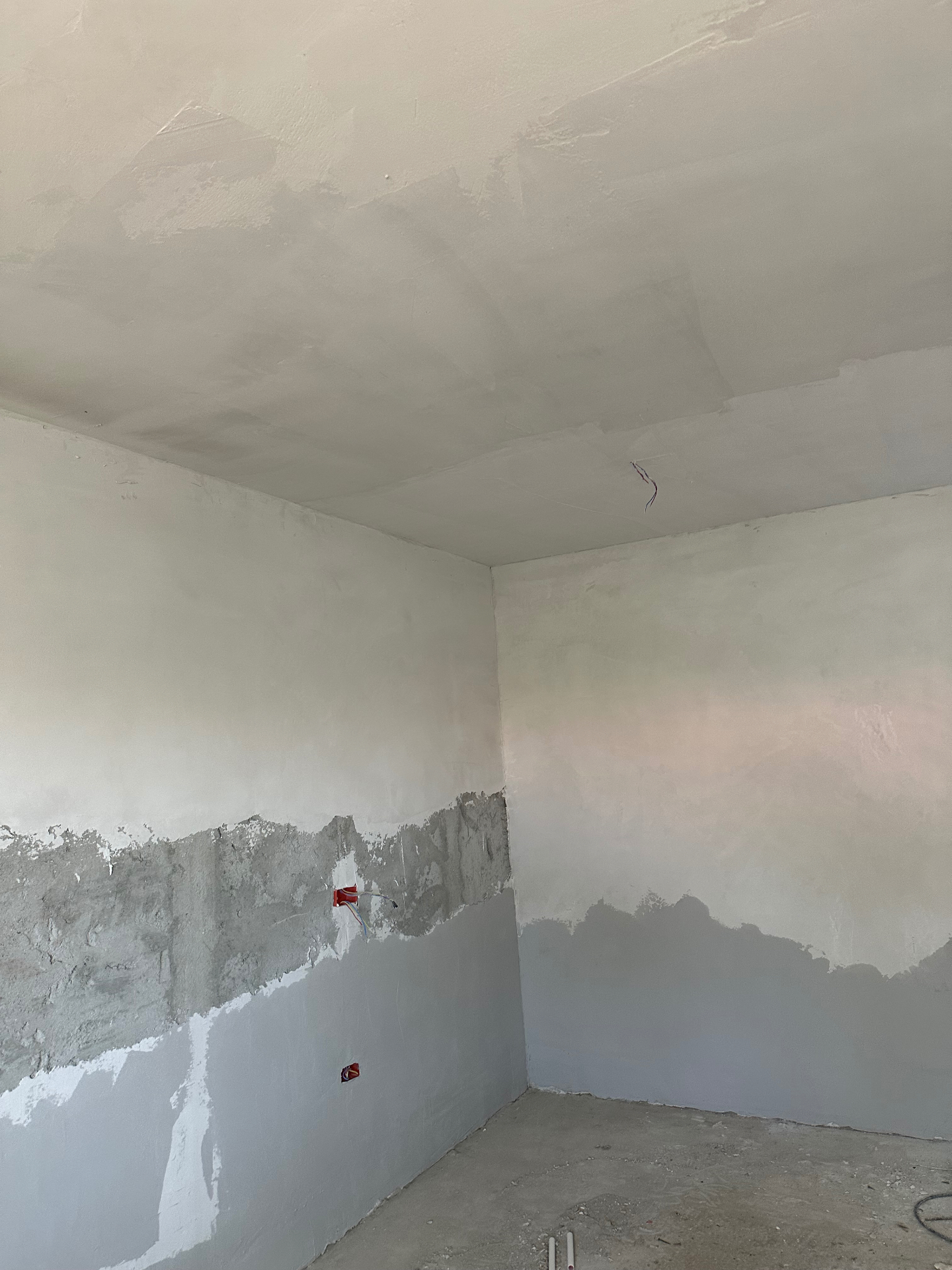 Amenajări interioare și constructii